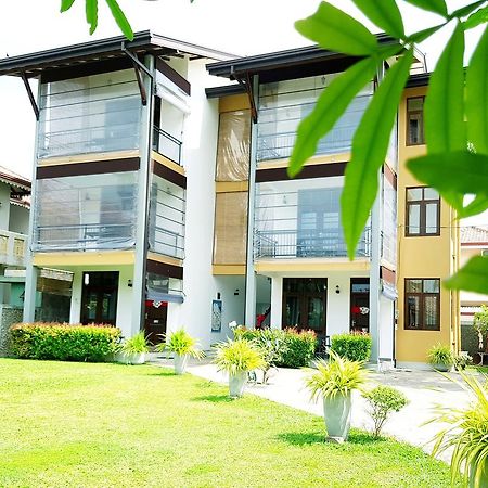Sea Breeze Deluxe Inn Negombo Exteriér fotografie